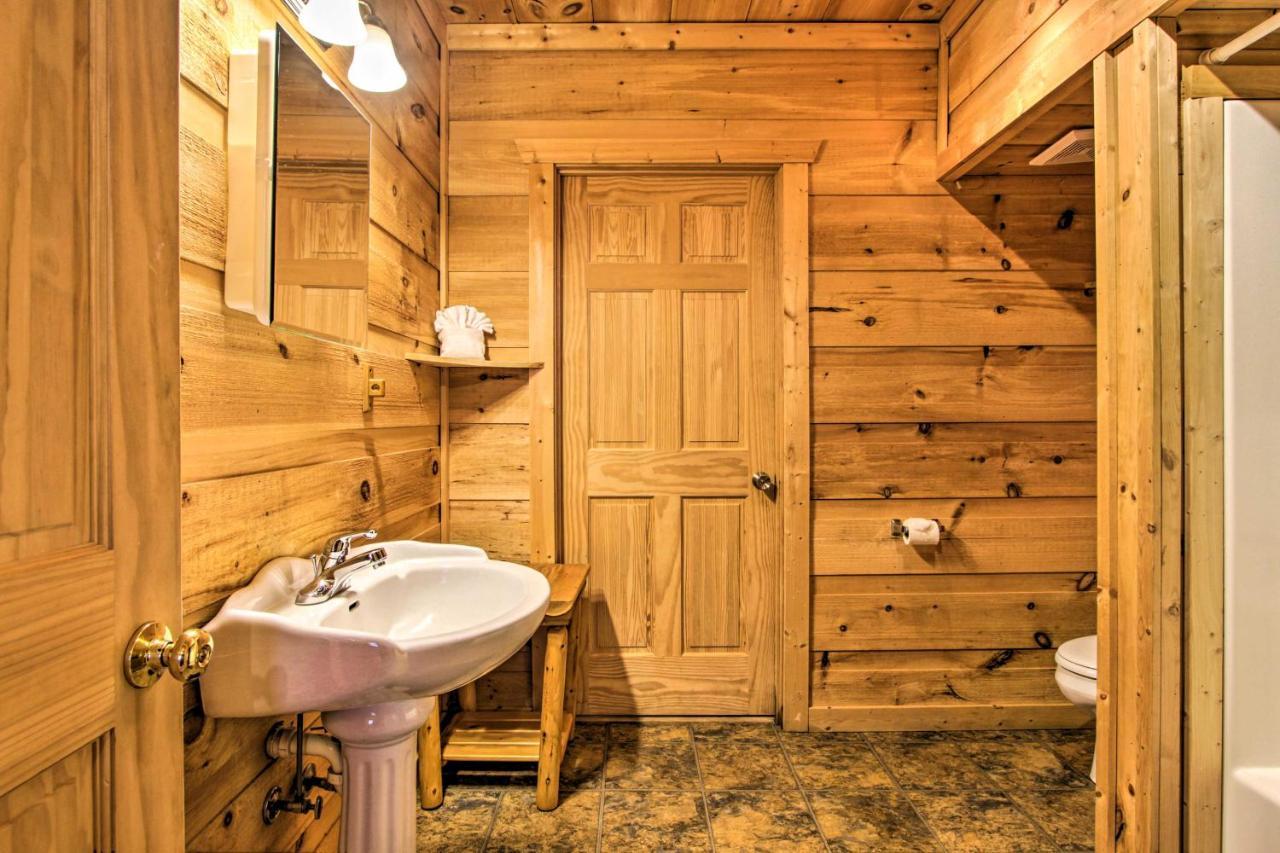 Sevierville Sanctuary Hot Tub, Pool Table And Deck! Zewnętrze zdjęcie