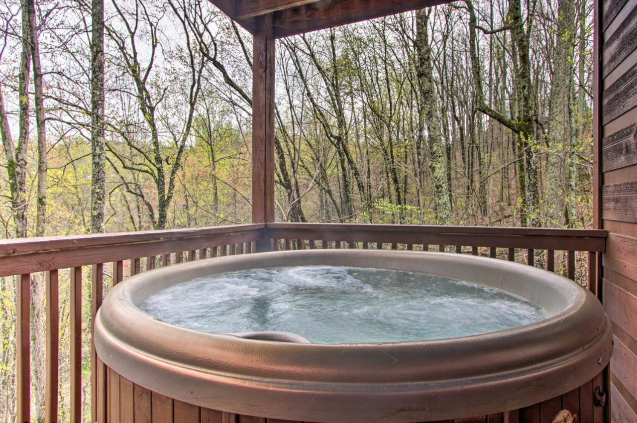 Sevierville Sanctuary Hot Tub, Pool Table And Deck! Zewnętrze zdjęcie